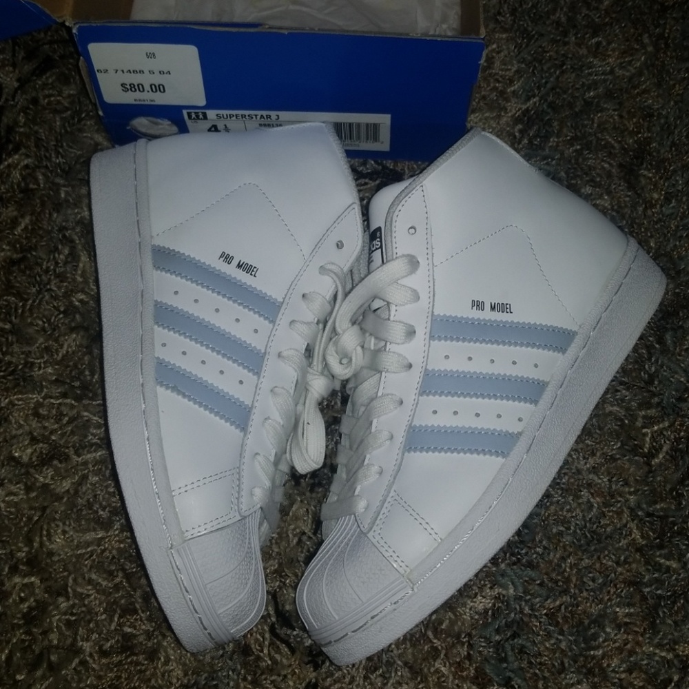 Hightop superstar worn like 2 or 3times - Picture 5 of 6